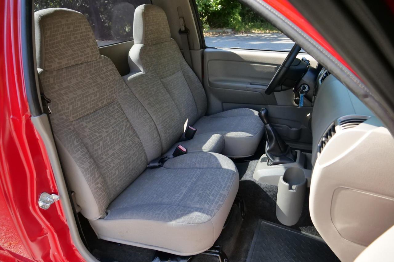 2008 Chevrolet Colorado LS / Manual / Regular Cab / CD Player! Lincolnton NC