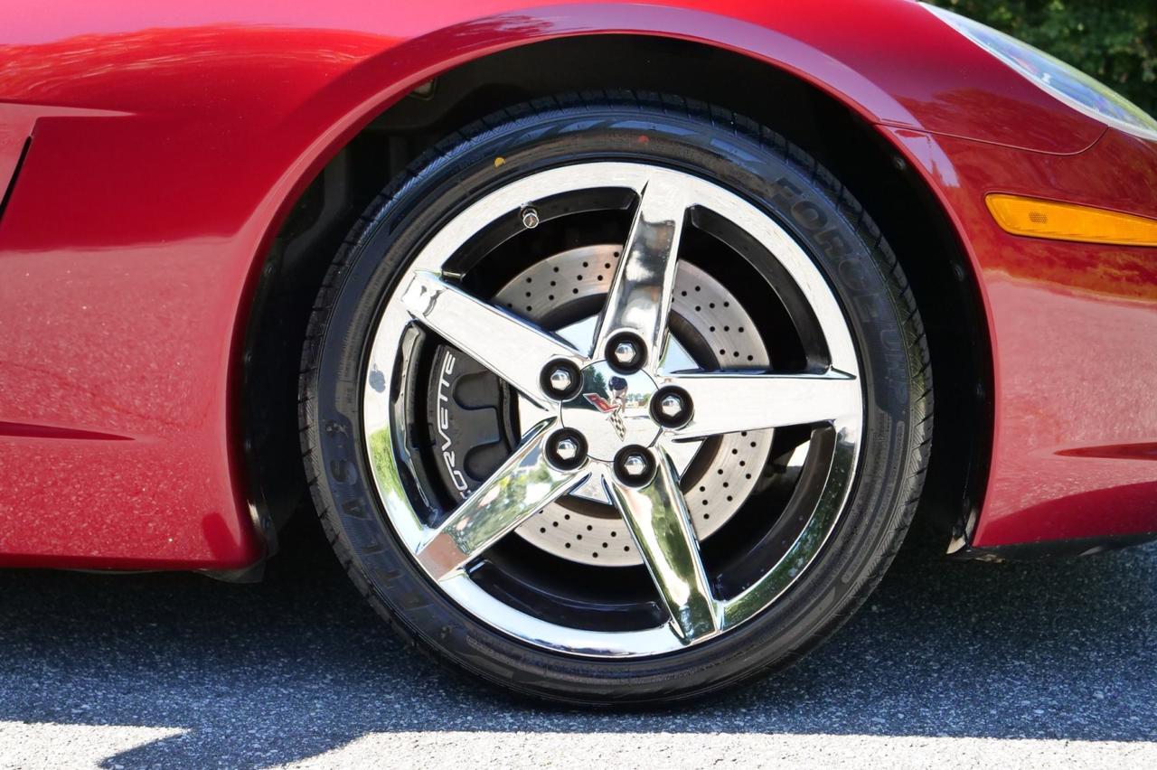 2008 Chevrolet Corvette Convertible / V8 / Magnetic Ride Control / Heated Seats! Lincolnton NC