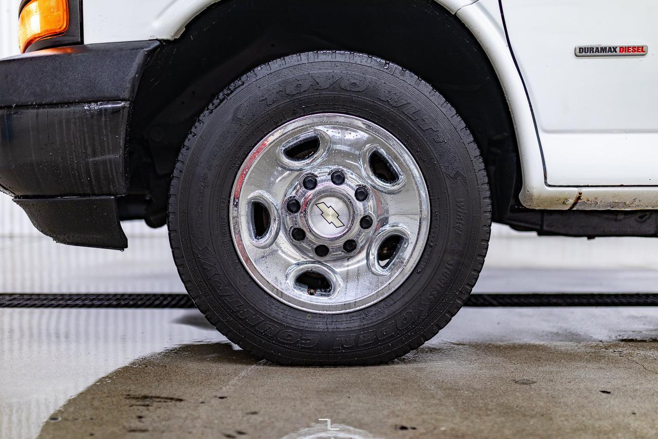 2008 Chevrolet Express 2500 Extended Cargo Van Diesel Red Deer AB