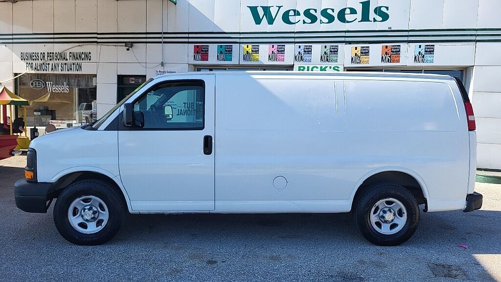 2008 Chevrolet Express Cargo Van Cargo