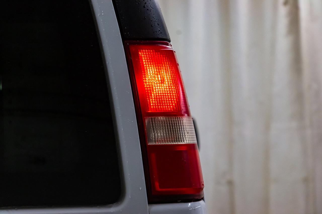 2008 Chevrolet Express G3500 Extended Cargo Van Shelving Red Deer AB