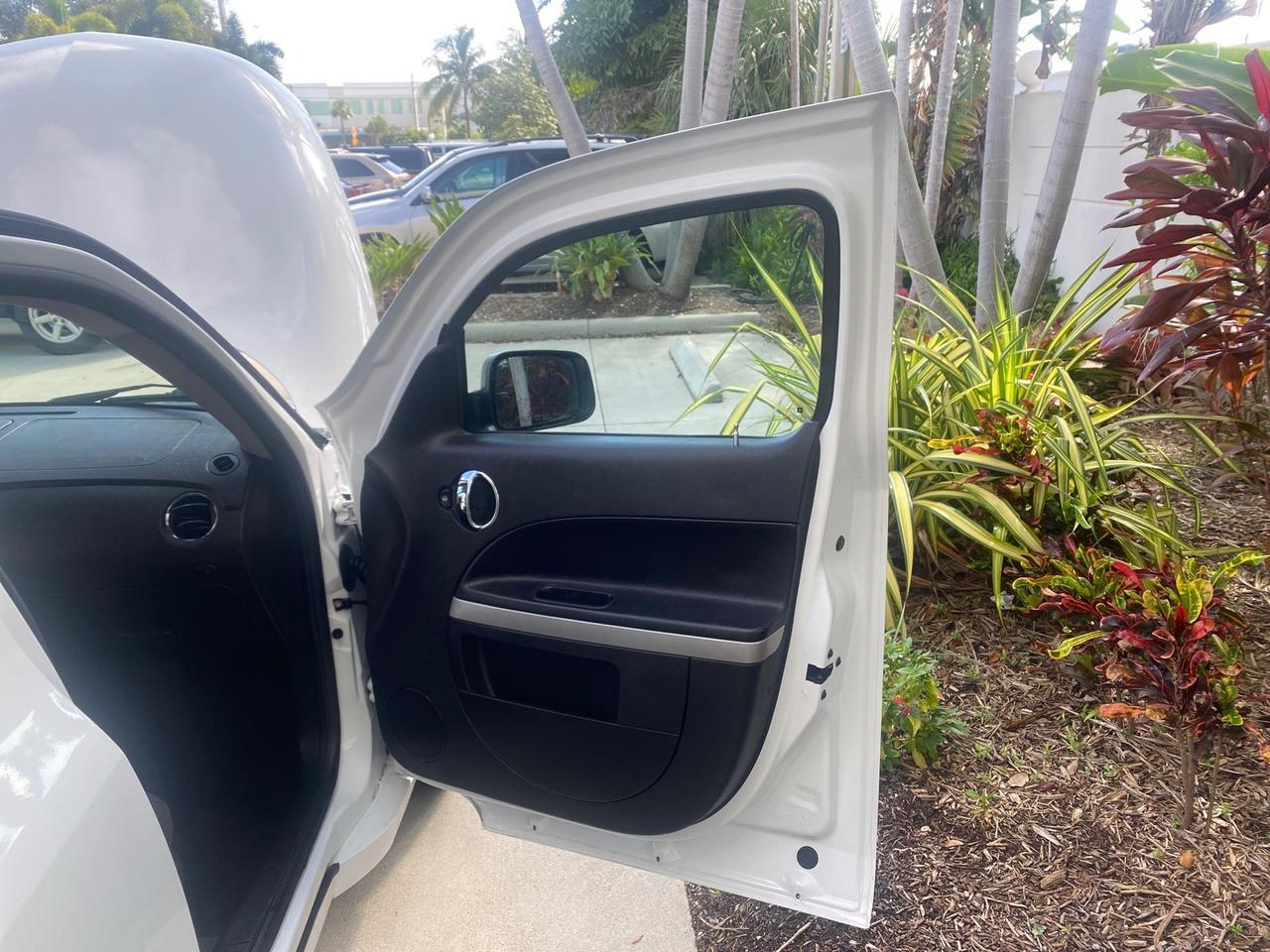 2008 Chevrolet HHR Panel LS LOW MILES 48,623 1 OWNER Pompano Beach FL