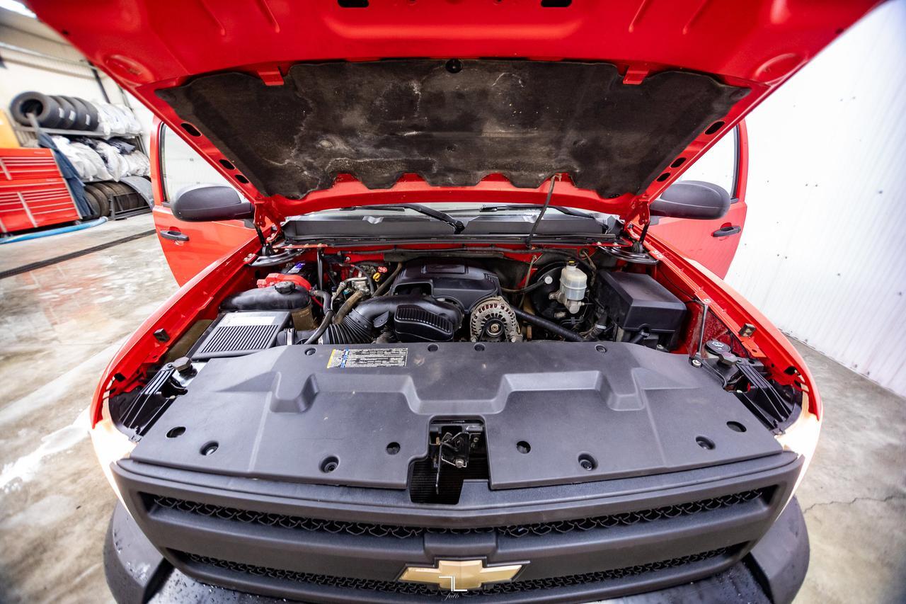 2008 Chevrolet Silverado 1500 4x2 Reg Cab LT Short Box Red Deer AB