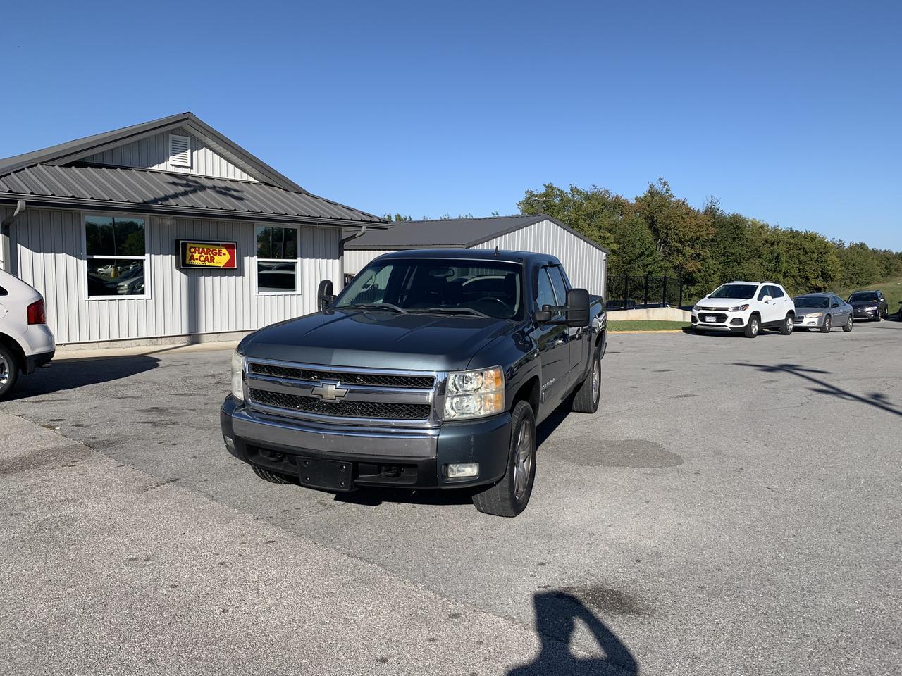 Used 2008 Chevrolet Silverado 1500 Extended Cab LT Pickup 4D 5 3/4 ft