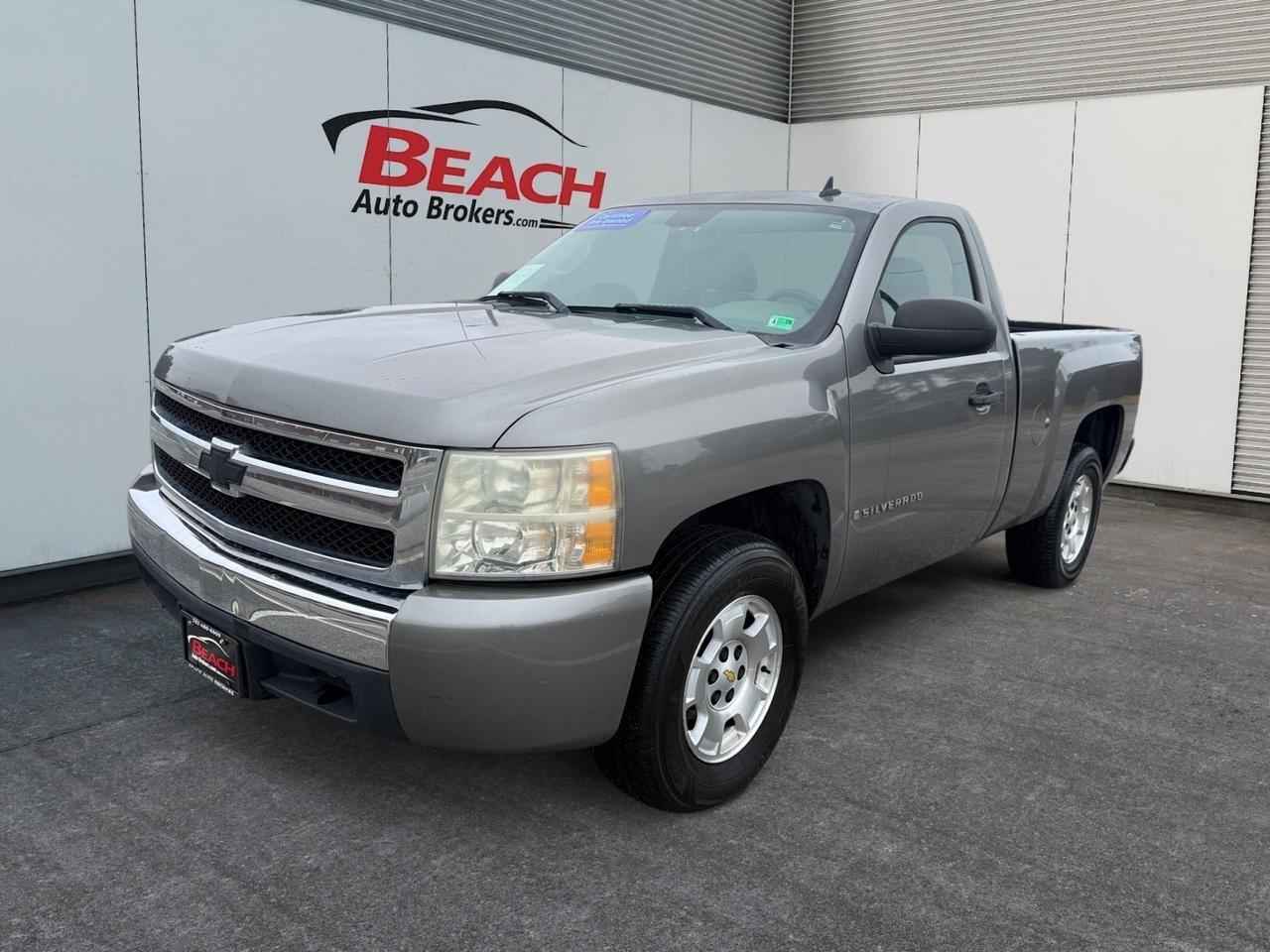 2008 Chevrolet Silverado 1500 W/T, TOW PACKAGE, BED LINER, CD PLAYER, AUX, TAILGATE STEP, THIS TRUCK IS READY FOR WORK OR PLAY!