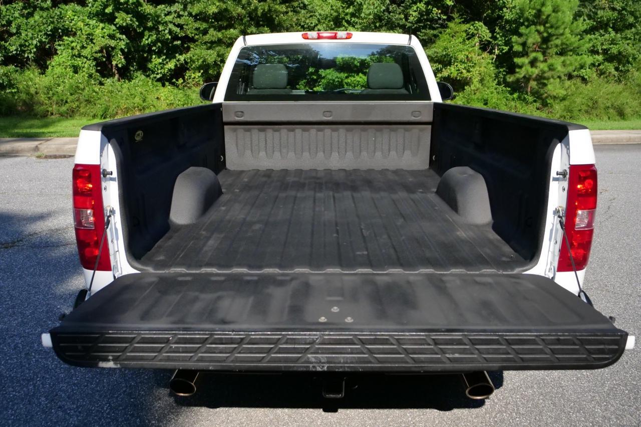2008 Chevrolet Silverado 1500 Work Truck / Long Bed / 4.3L V6 / LOW MILES! Lincolnton NC