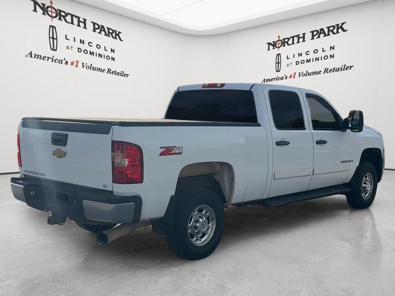 2008 Chevrolet Silverado 2500HD LT w/2LT