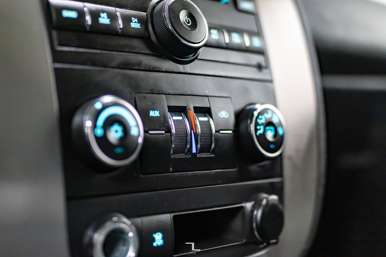 2008 Chevrolet Suburban 2500 4x4 LS 8 Passenger Red Deer AB