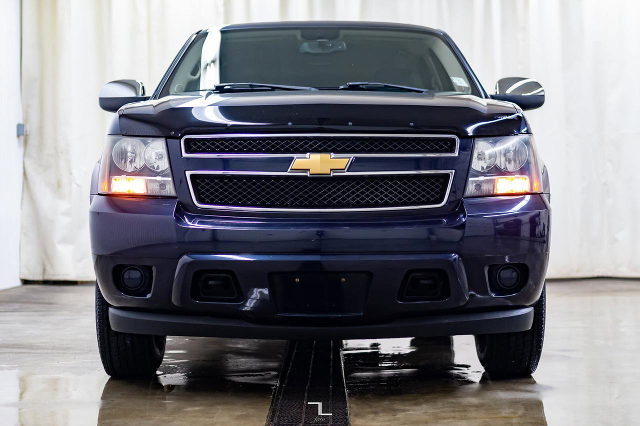 2008 Chevrolet Suburban 2500 4x4 LS 8 Passenger Red Deer AB