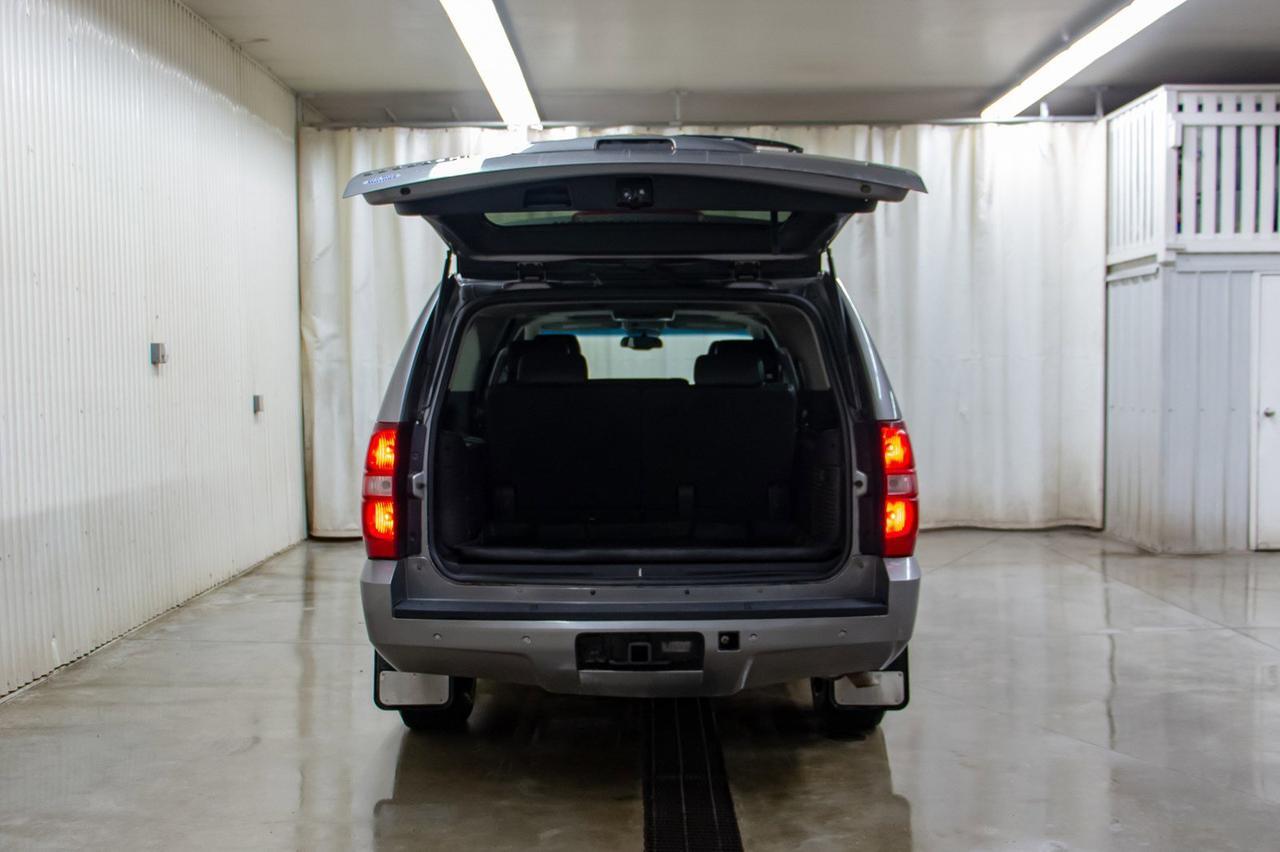 2008 Chevrolet Suburban 4X4 LT Leather Roof DVD Red Deer AB