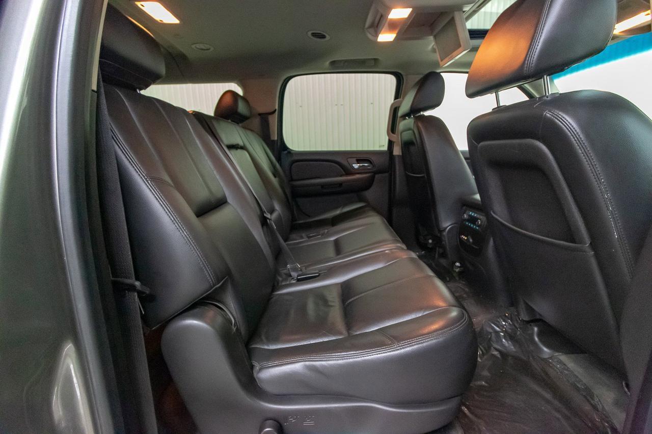 2008 Chevrolet Suburban 4X4 LT Leather Roof DVD Red Deer AB