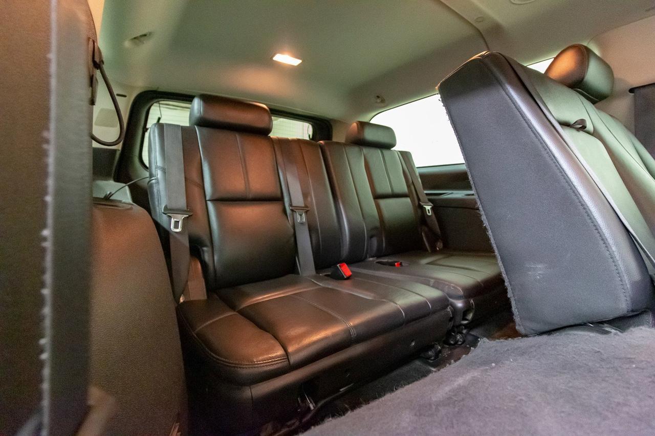 2008 Chevrolet Suburban 4X4 LT Leather Roof DVD Red Deer AB