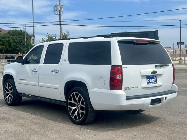 2008 Chevrolet Suburban LTZ  TX