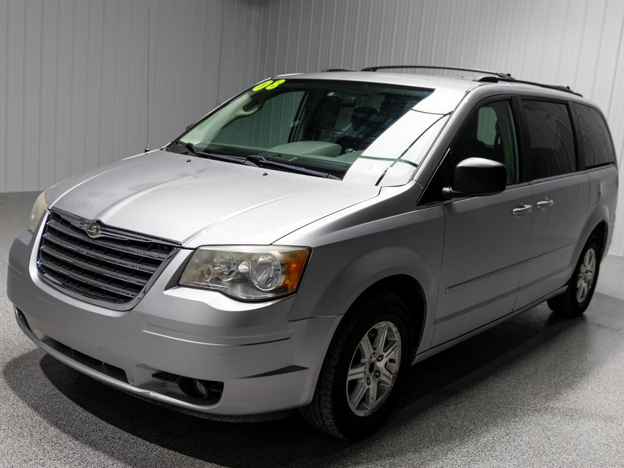 2008 Chrysler Town & Country Touring 7-Passenger Cranberry PA