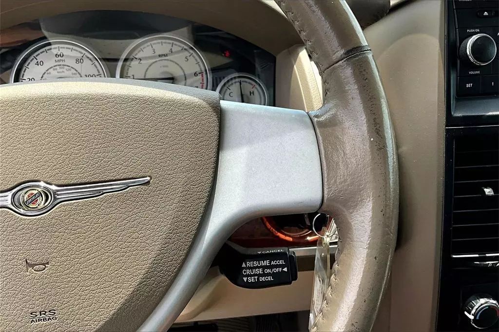 2008 Chrysler Town & Country Touring Minivan 4D Maitland FL