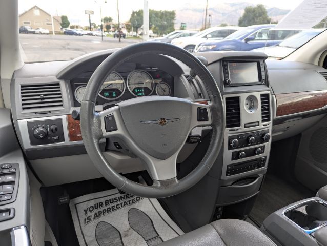 2008 Chrysler Town & Country Touring Ogden UT