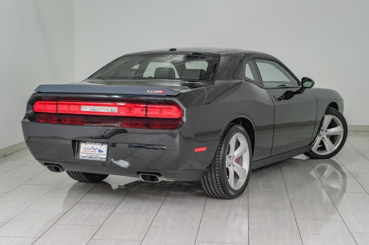 2008 Dodge Challenger SRT8 6.1L HEMI AUTOMATIC NAVIGATION SUNROOF LEATHER HEATED SEATS KEYLESS START Carrollton TX
