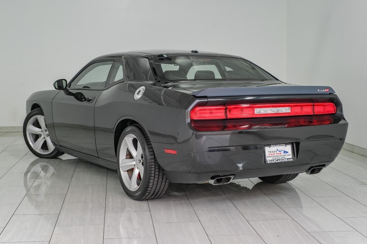 2008 Dodge Challenger SRT8 6.1L HEMI AUTOMATIC NAVIGATION SUNROOF LEATHER HEATED SEATS KEYLESS START Carrollton TX