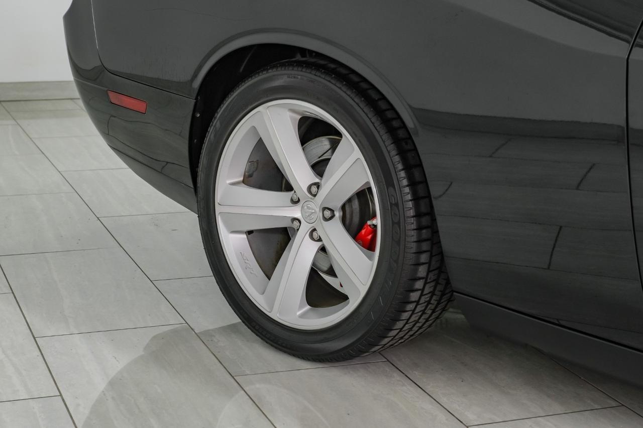 2008 Dodge Challenger SRT8 6.1L HEMI AUTOMATIC NAVIGATION SUNROOF LEATHER HEATED SEATS KEYLESS START Carrollton TX