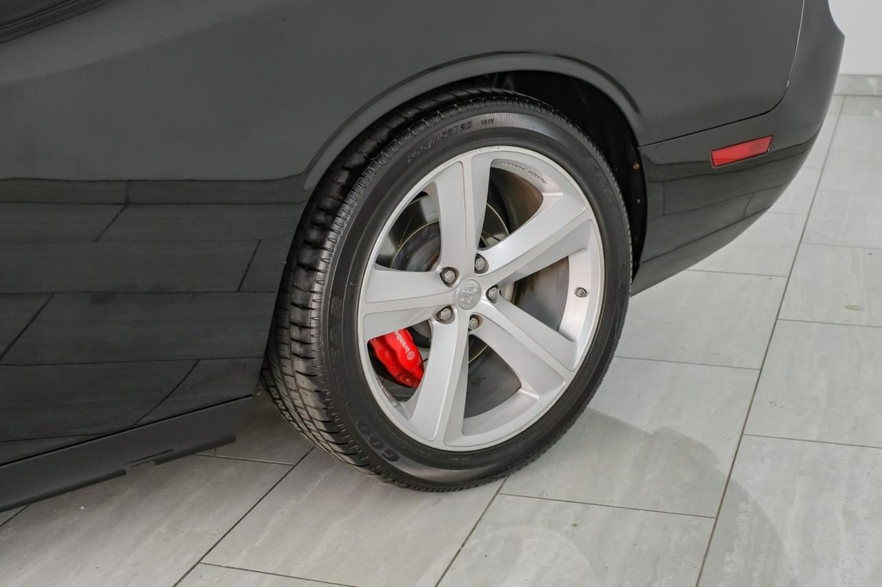 2008 Dodge Challenger SRT8 6.1L HEMI AUTOMATIC NAVIGATION SUNROOF LEATHER HEATED SEATS KEYLESS START Carrollton TX