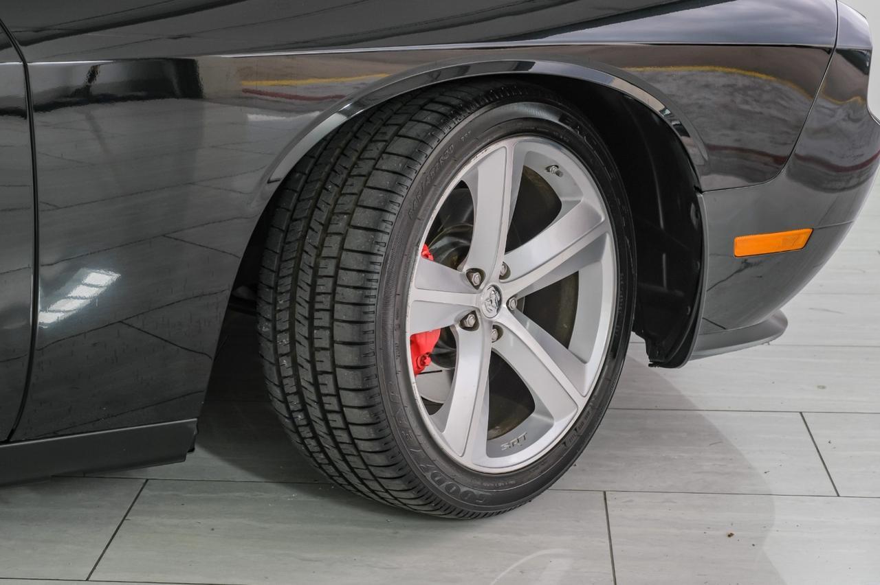 2008 Dodge Challenger SRT8 6.1L HEMI AUTOMATIC NAVIGATION SUNROOF LEATHER HEATED SEATS KEYLESS START Carrollton TX