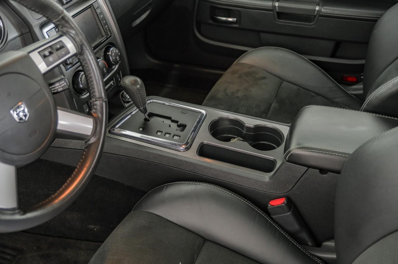 2008 Dodge Challenger SRT8 6.1L HEMI AUTOMATIC NAVIGATION SUNROOF LEATHER HEATED SEATS KEYLESS START Carrollton TX