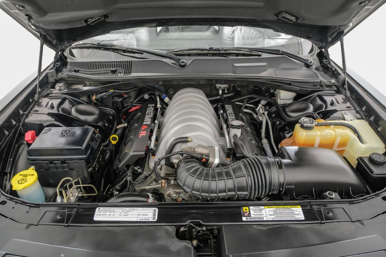 2008 Dodge Challenger SRT8 6.1L HEMI AUTOMATIC NAVIGATION SUNROOF LEATHER HEATED SEATS KEYLESS START Carrollton TX