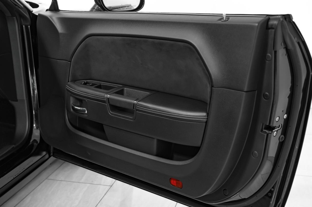 2008 Dodge Challenger SRT8 AUTOMATIC SUNROOF LEATHER HEATED SEATS POWER DRIVER SEAT CRUISE CONTROL ALLOY WHEELS Carrollton TX