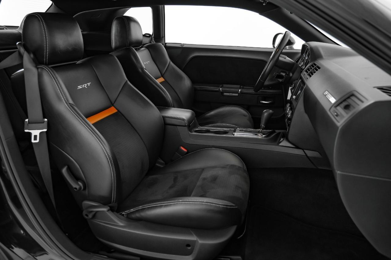 2008 Dodge Challenger SRT8 AUTOMATIC SUNROOF LEATHER HEATED SEATS POWER DRIVER SEAT CRUISE CONTROL ALLOY WHEELS Carrollton TX