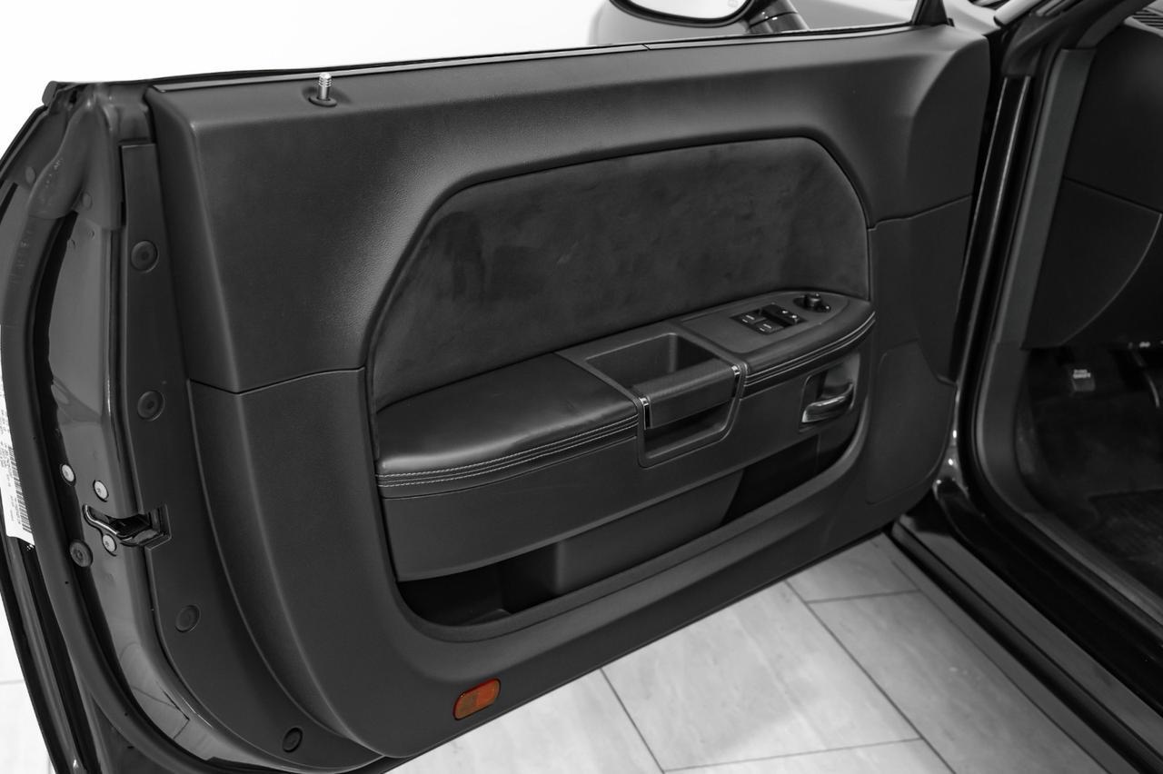 2008 Dodge Challenger SRT8 AUTOMATIC SUNROOF LEATHER HEATED SEATS POWER DRIVER SEAT CRUISE CONTROL ALLOY WHEELS Carrollton TX