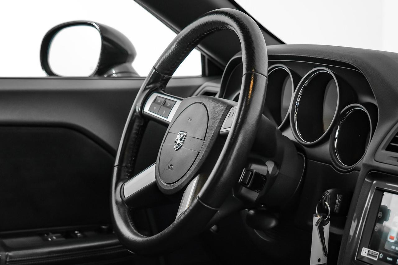 2008 Dodge Challenger SRT8 AUTOMATIC SUNROOF LEATHER HEATED SEATS POWER DRIVER SEAT CRUISE CONTROL ALLOY WHEELS Carrollton TX