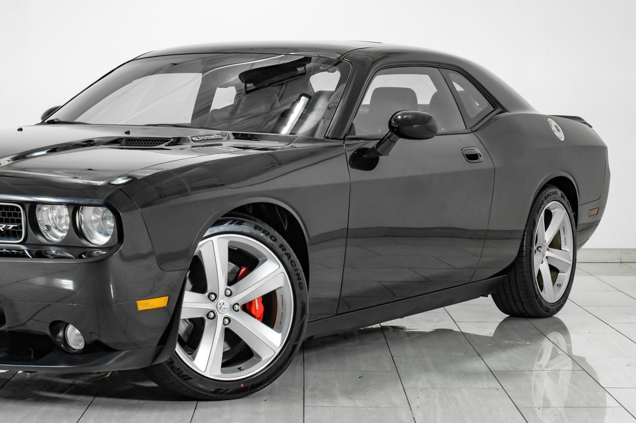 2008 Dodge Challenger SRT8 AUTOMATIC SUNROOF LEATHER HEATED SEATS POWER DRIVER SEAT CRUISE CONTROL ALLOY WHEELS Carrollton TX