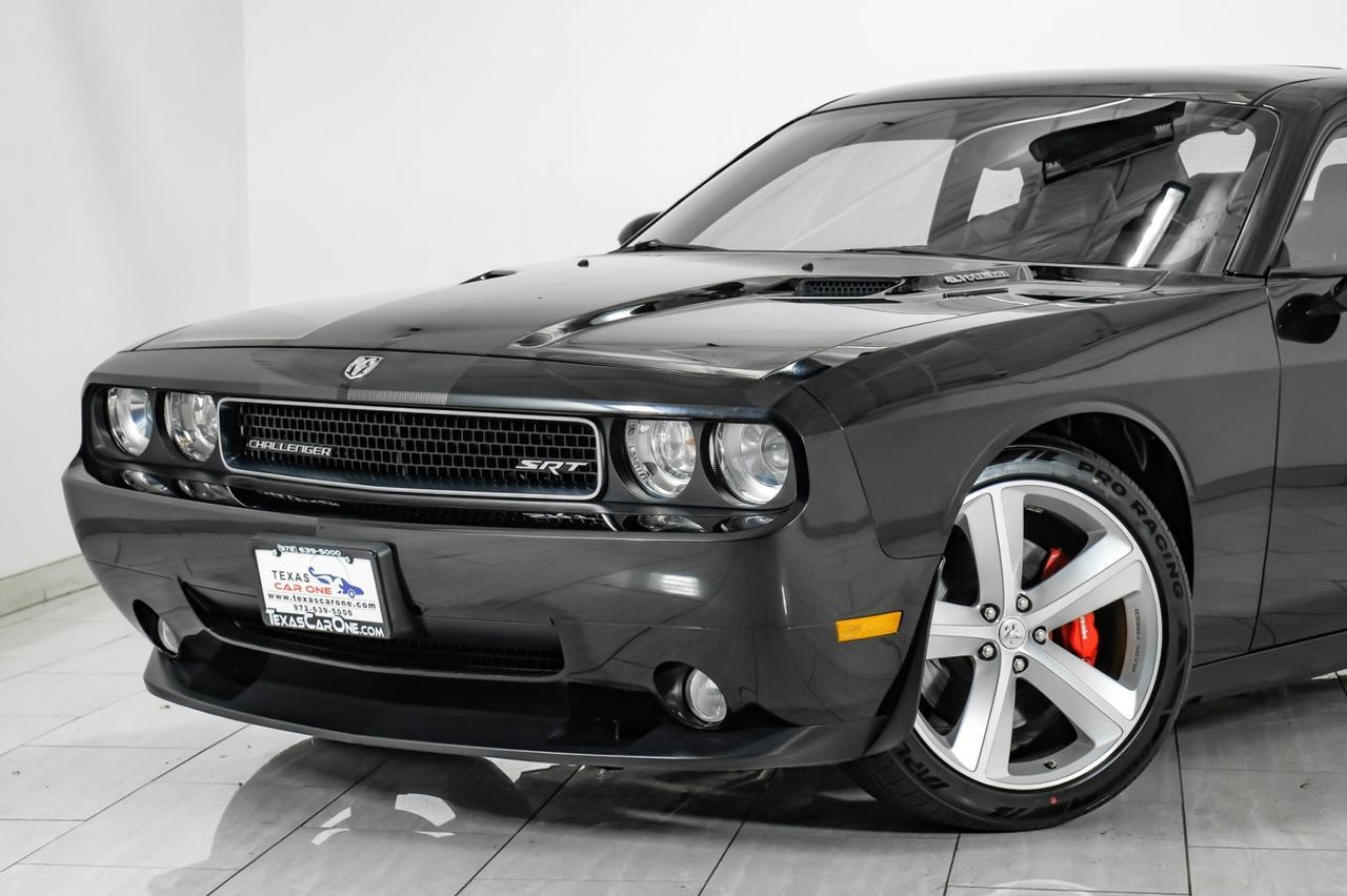 2008 Dodge Challenger SRT8 AUTOMATIC SUNROOF LEATHER HEATED SEATS POWER DRIVER SEAT CRUISE CONTROL ALLOY WHEELS Carrollton TX