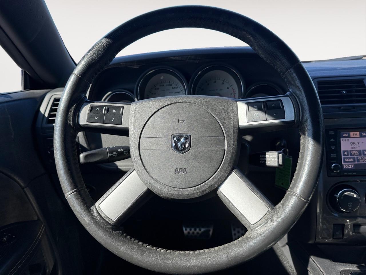 2008 Dodge Challenger SRT8, SUNROOF, BLUETOOTH, HEATED SEATS, POWER MIRRORS, HEATED MIRRORS, KEYLESS ENTRY LOW MILES! Norfolk VA