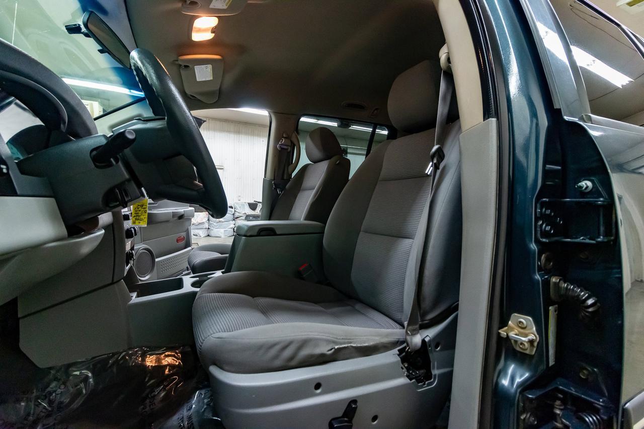 2008 Dodge Durango 4x4 SLT 3rd Row Red Deer AB