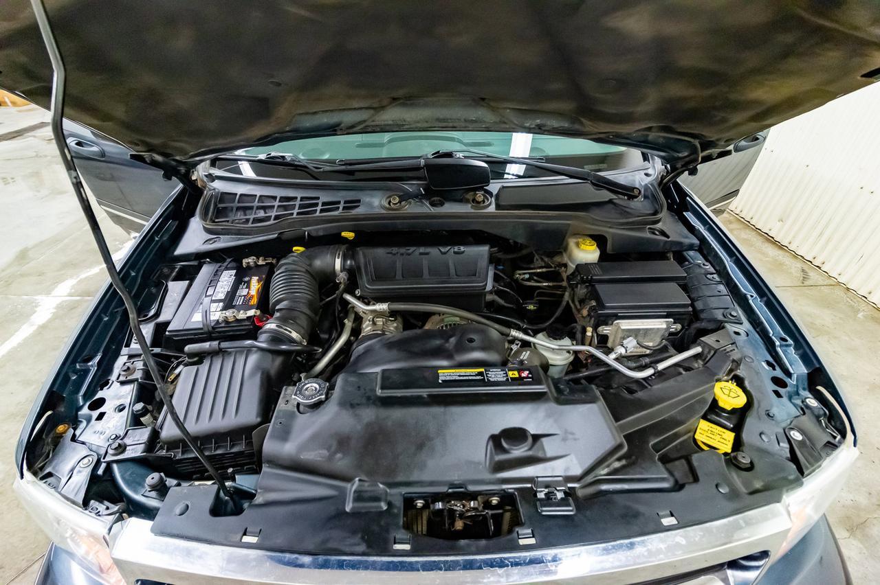 2008 Dodge Durango 4x4 SLT 3rd Row Red Deer AB