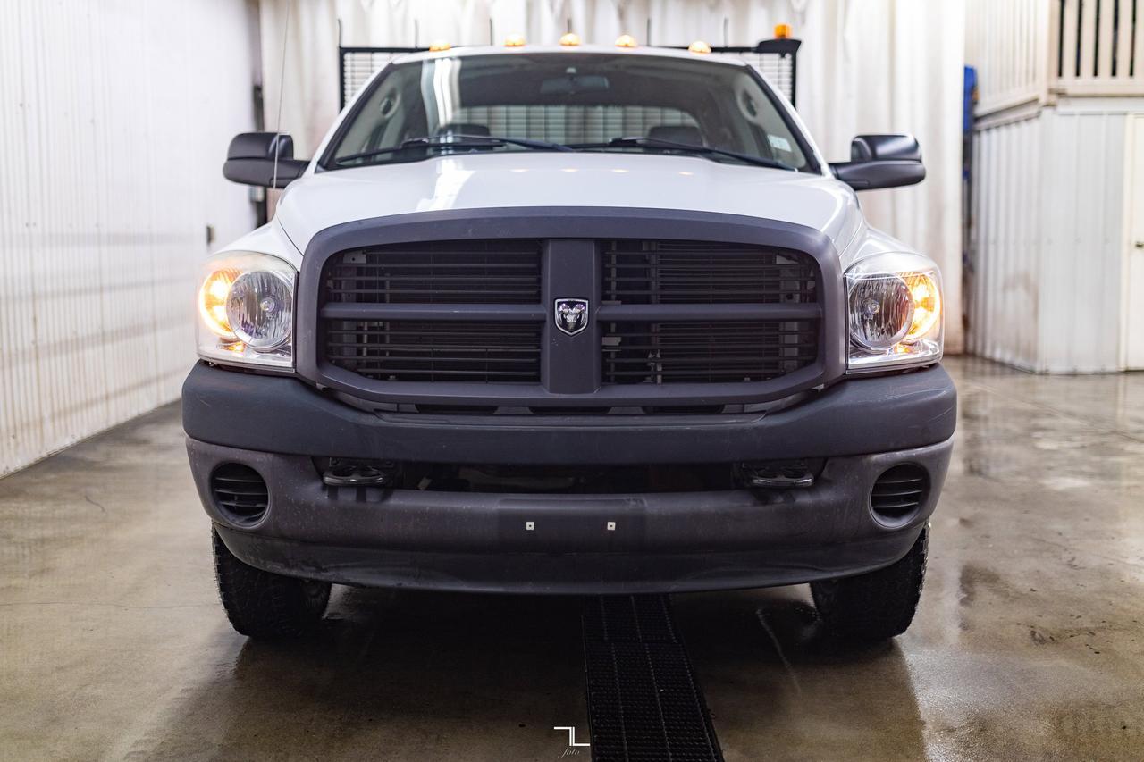 2008 Dodge Ram 3500 4x2 Crew Cab ST Dually Deck Power Liftgate Red Deer AB