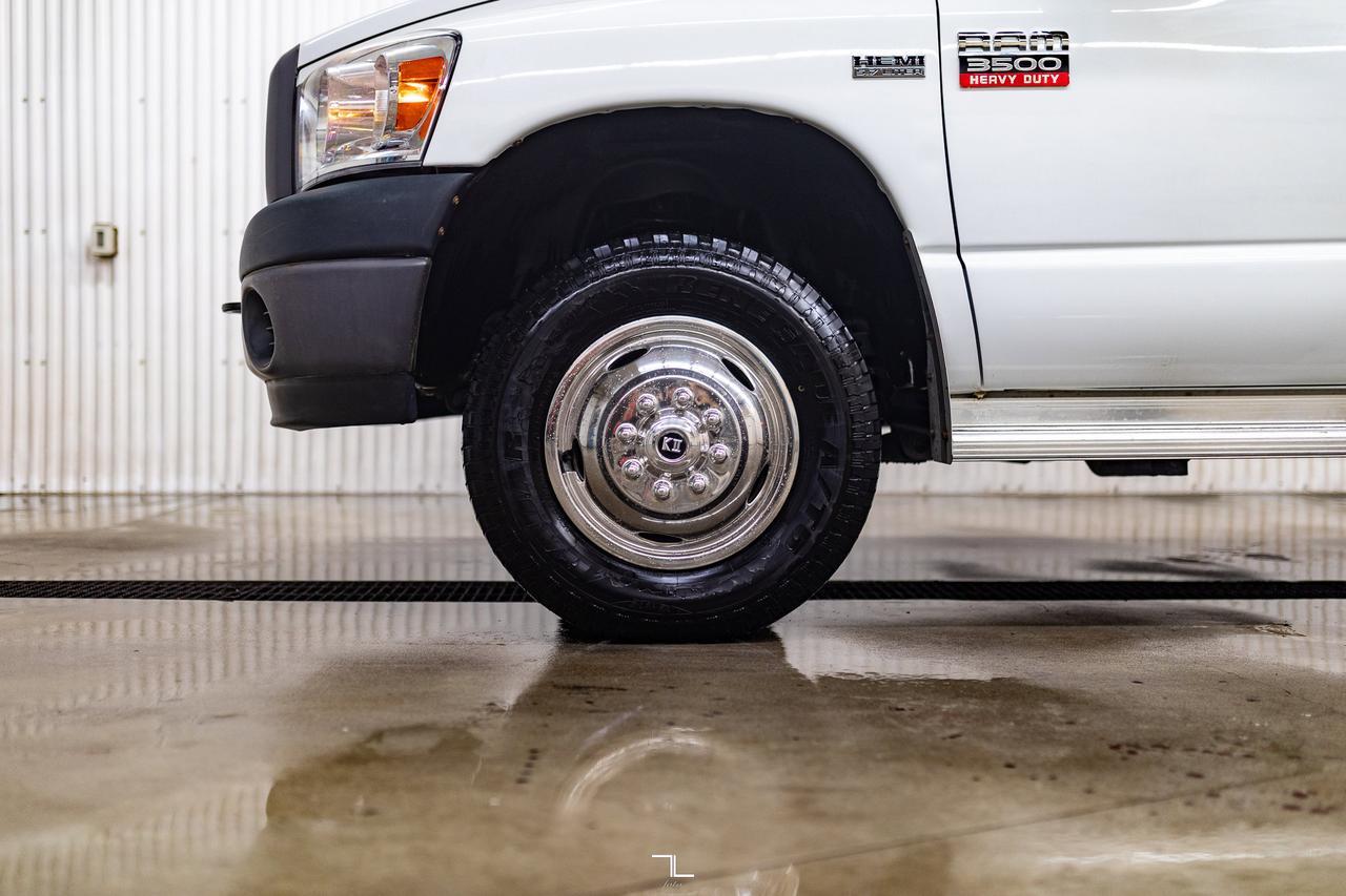2008 Dodge Ram 3500 4x2 Crew Cab ST Dually Deck Power Liftgate Red Deer AB
