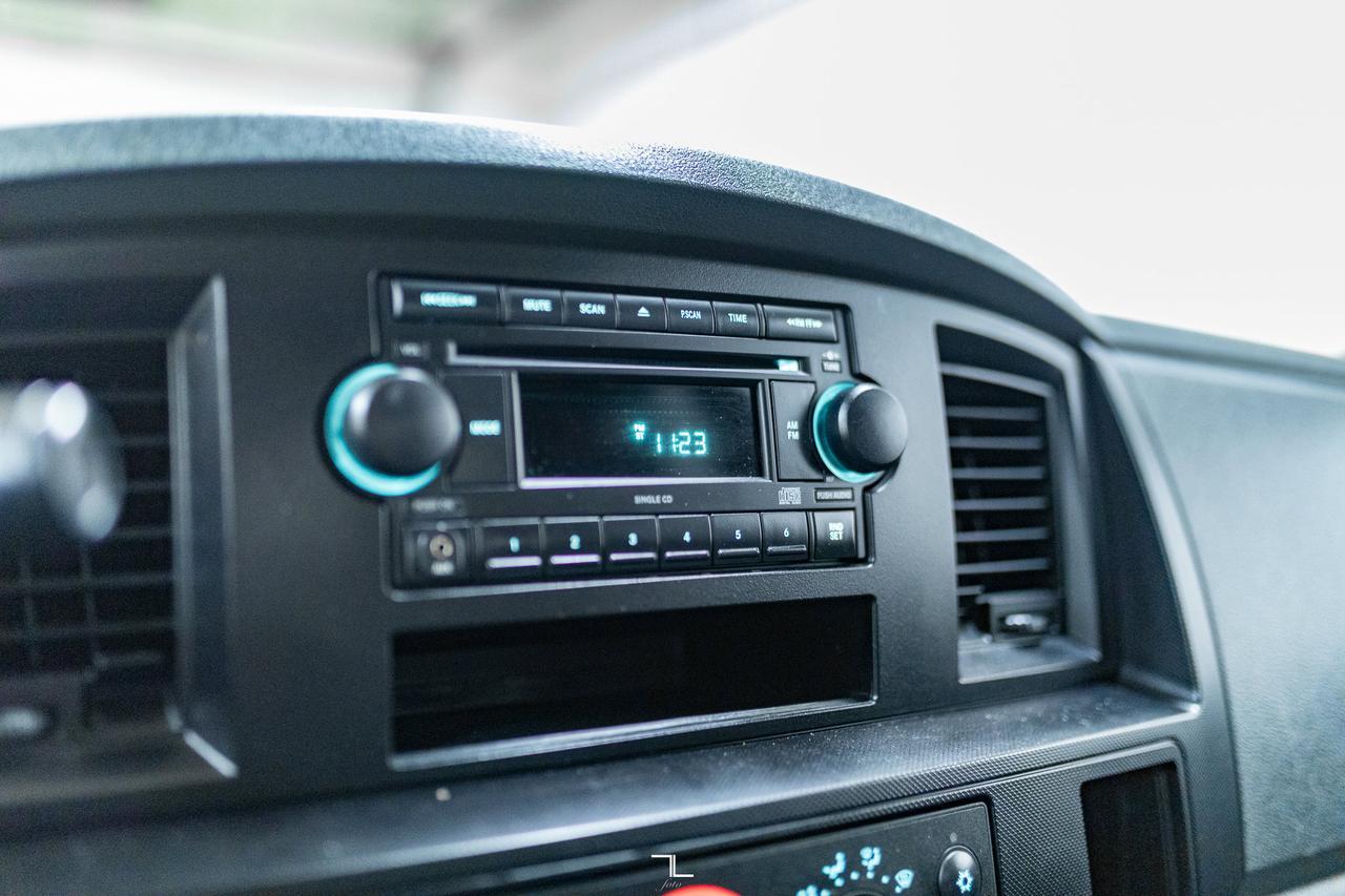 2008 Dodge Ram 3500 4x2 Crew Cab ST Dually Deck Power Liftgate Red Deer AB