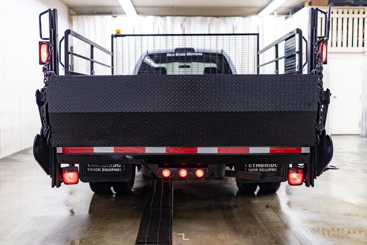 2008 Dodge Ram 3500 4x2 Crew Cab ST Dually Deck Power Liftgate Red Deer AB