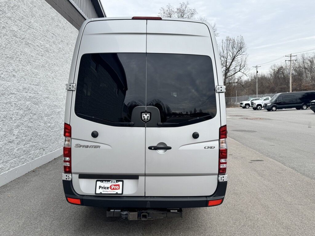2008 Dodge Sprinter 2500 3.0L Diesel Handicap Van w/Power Ramp Maumee OH