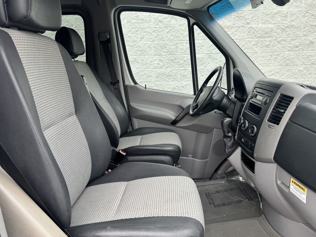 2008 Dodge Sprinter 2500 3.0L Diesel Handicap Van w/Power Ramp Maumee OH