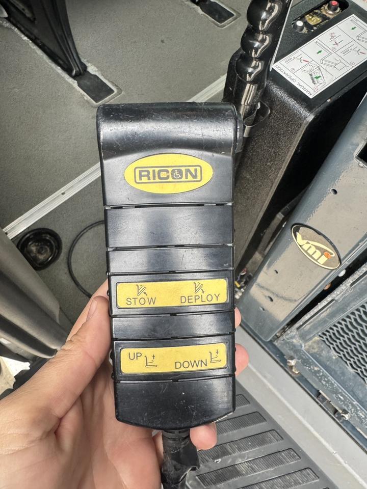 2008 Dodge Sprinter 2500 3.0L Diesel Handicap Van w/Power Ramp Maumee OH