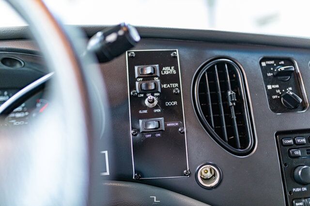 2008 FORD E-450 XLT 24 Passenger Bus Red Deer AB