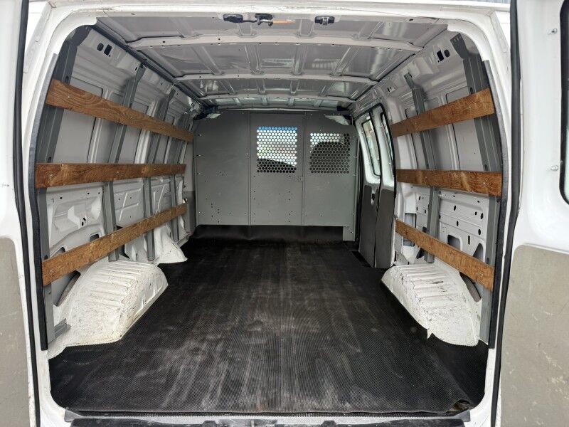 2008 Ford E-250 Cargo Van Commercial Collinsville OK