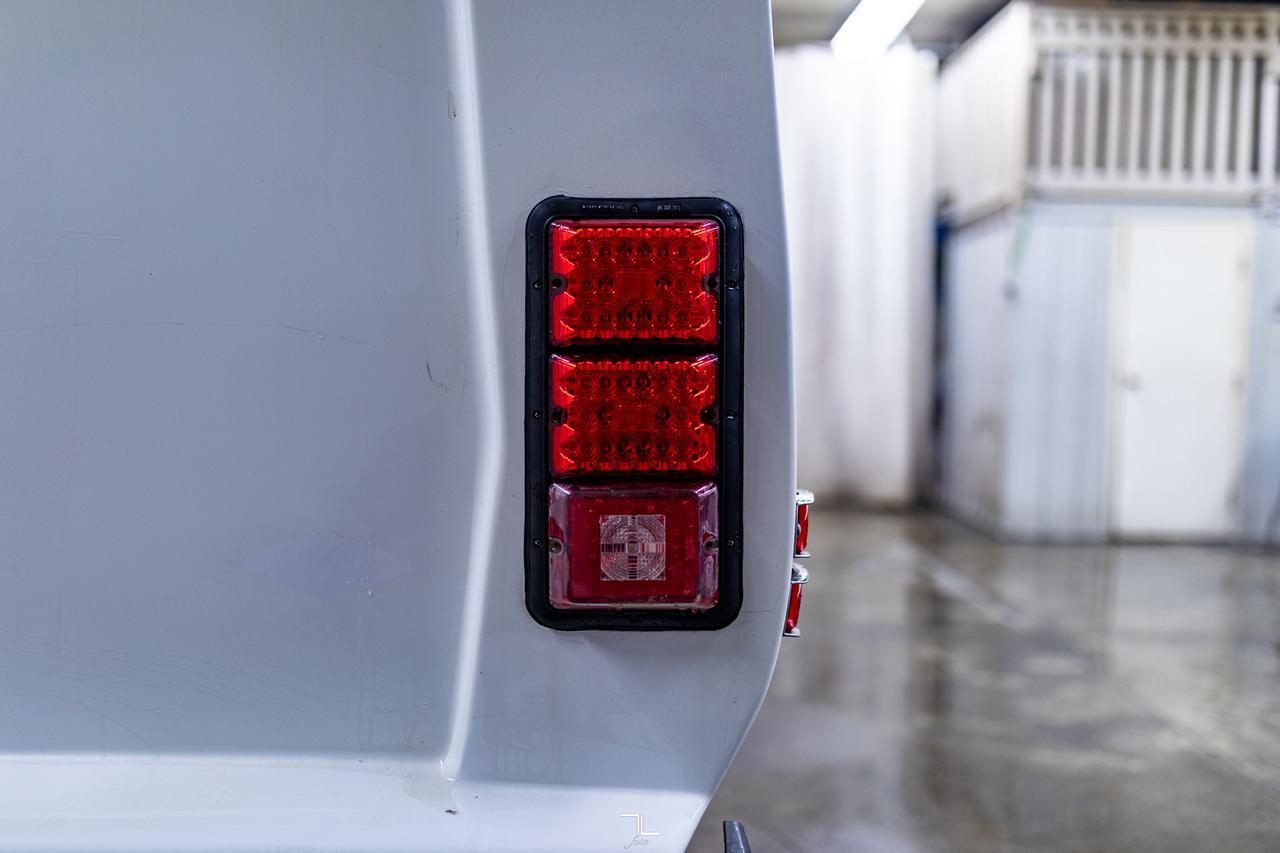 2008 Ford E-450 24 Passenger Bus Red Deer AB