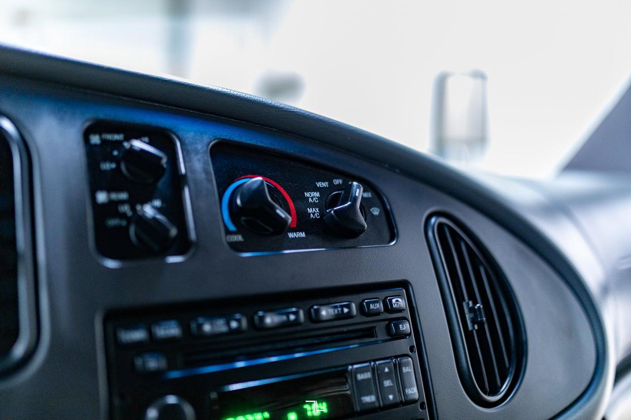 2008 Ford E-450 24 Passenger Bus Red Deer AB