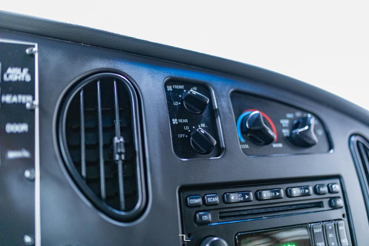 2008 Ford E-450 24 Passenger Bus Red Deer AB