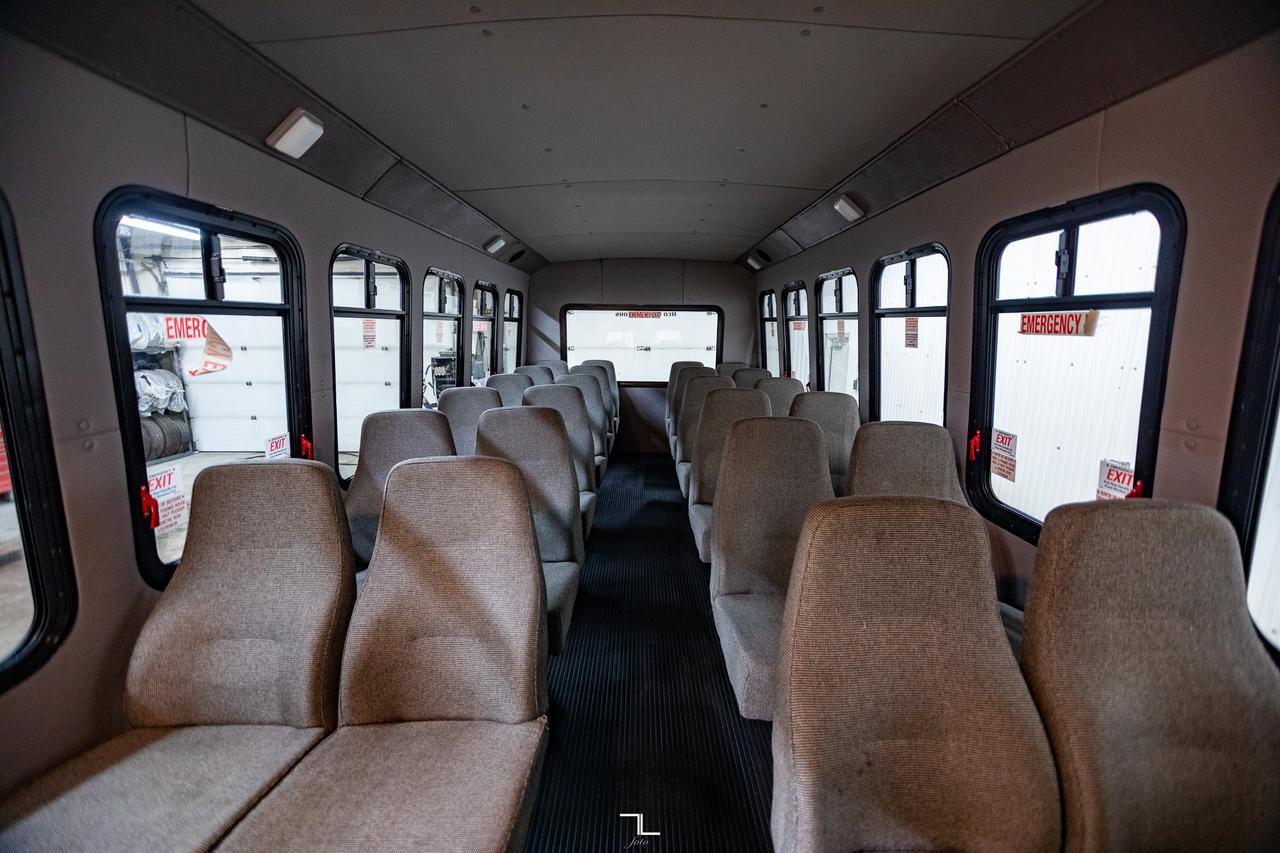 2008 Ford E-450 24 Passenger Bus Red Deer AB