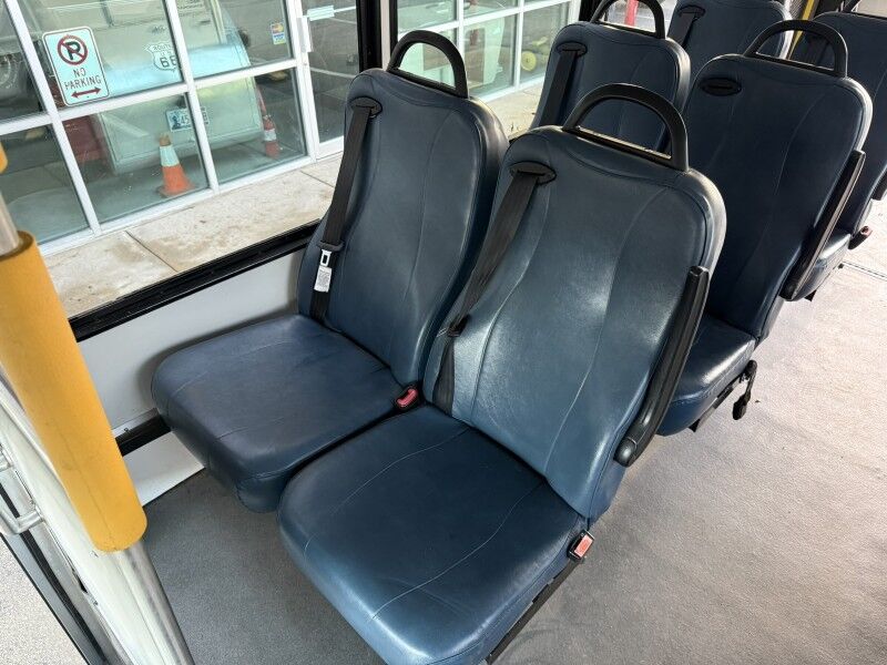 2008 Ford E-450 Passenger Bus w/ Wheelchair Lift Collinsville OK